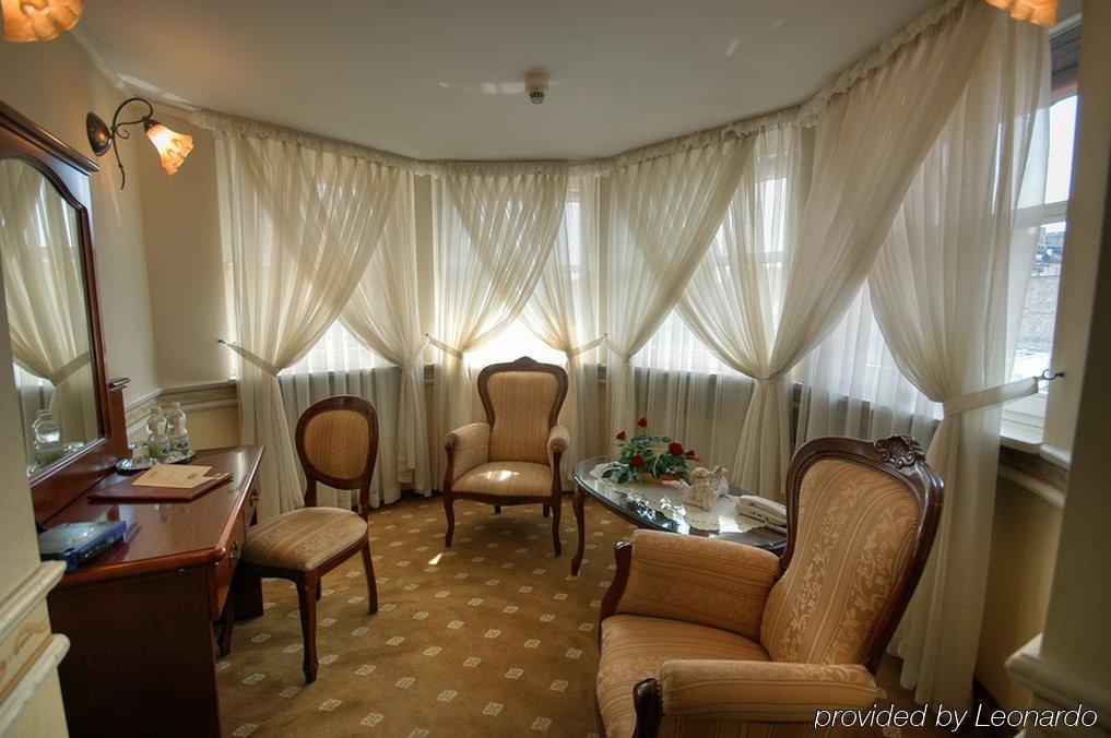 Villa Royal 오스토프 빌코폴스키 내부 사진